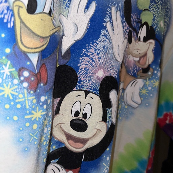 Vintage Walt Disney World Magic Kingdom Tie Dye T Shirt Mickey Goofy Donald M/L - Picture 3 of 3